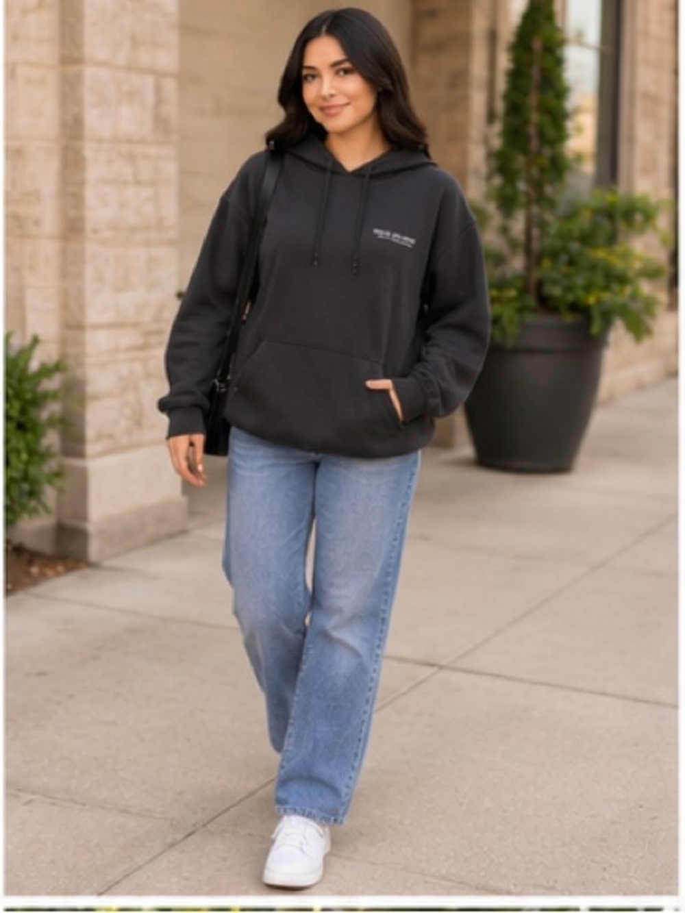Bass Pro Shops Black Logo Pullover